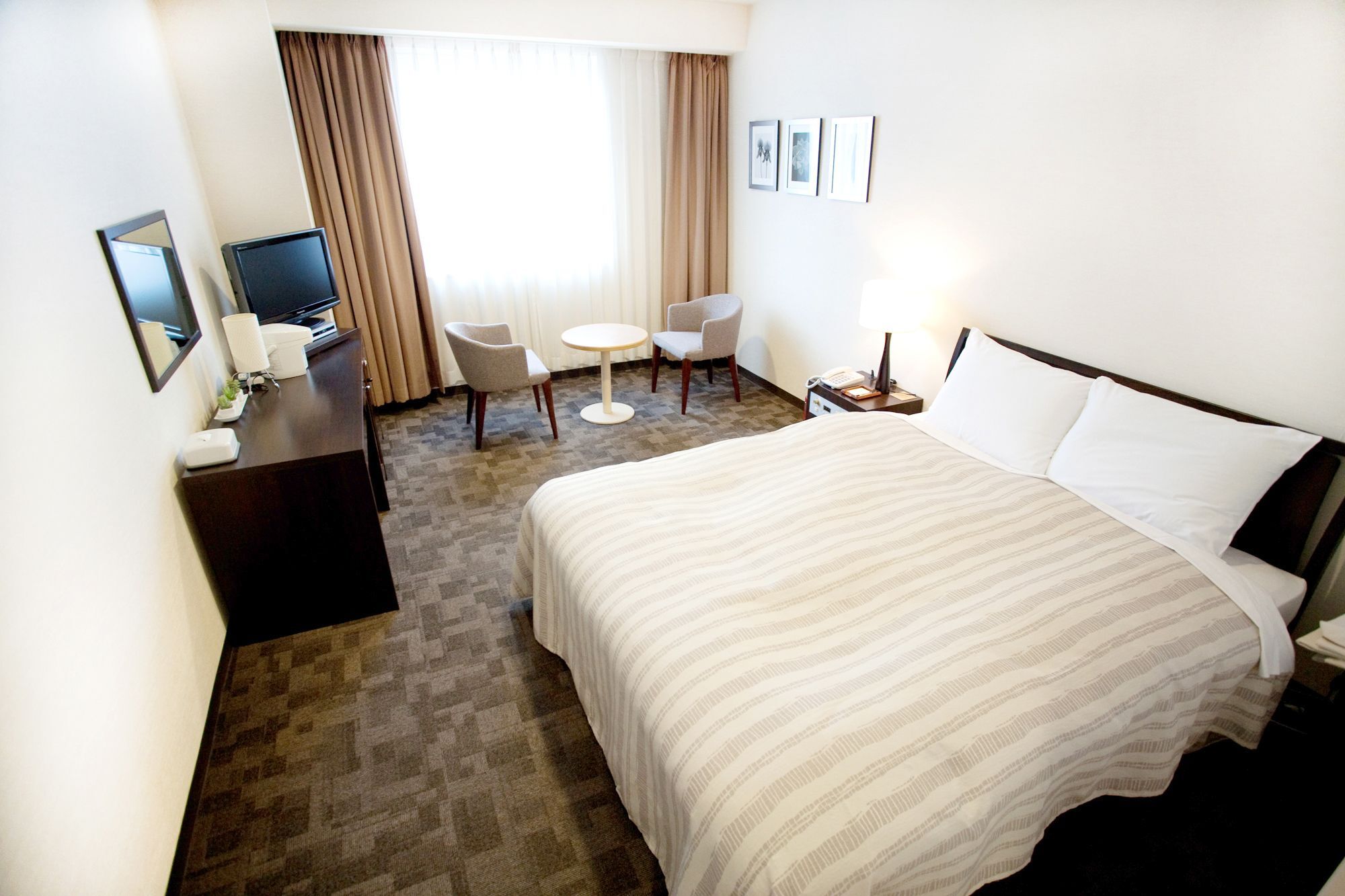 โฮเต็ล เมลปาร์ก โอกายามะ Hotel โอคายาม่า ภายนอก รูปภาพ